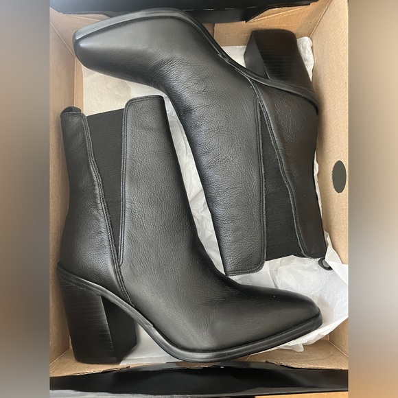 Marc Fisher Kristie Leather Booties - Picture 1 of 5